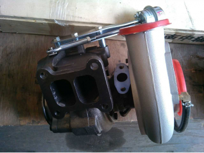 Турбина (Турбокомпрессор) D12 A7 миксер HOWO A7 VG1034110120 фото 1 Новосибирск